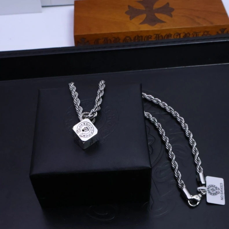 Chrxmx Hxxrts Necklaces TopPick 296723