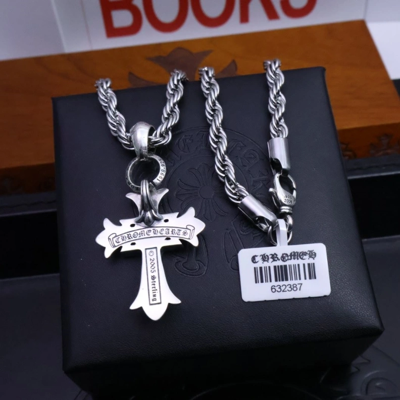 Chrxmx Hxxrts Necklaces Sleek 296705