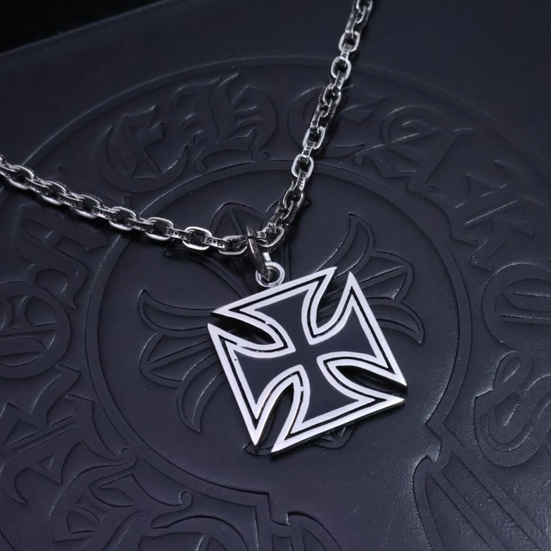 Bright Chrxmx Hxxrts Necklaces 296703