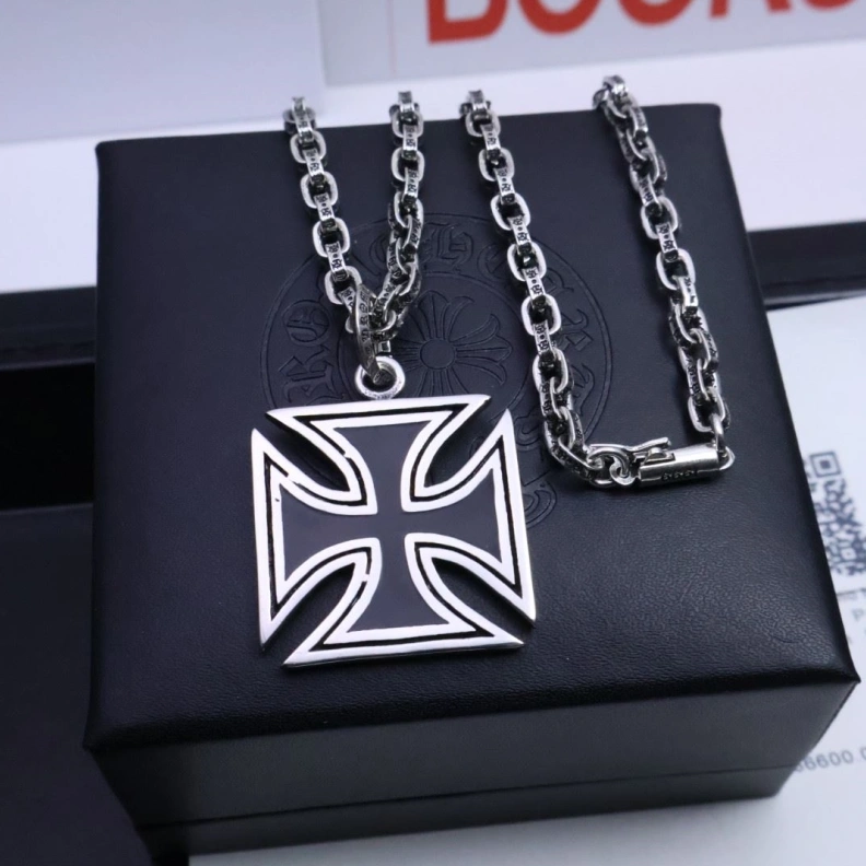 Bright Chrxmx Hxxrts Necklaces 296703
