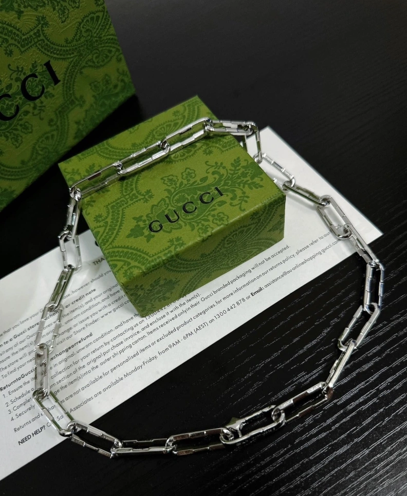 EyeCatching Gxccx Necklaces 302526