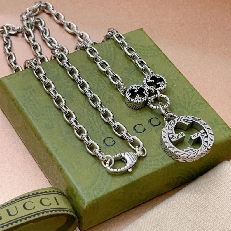 Lightweight Gxccx Necklaces 302505