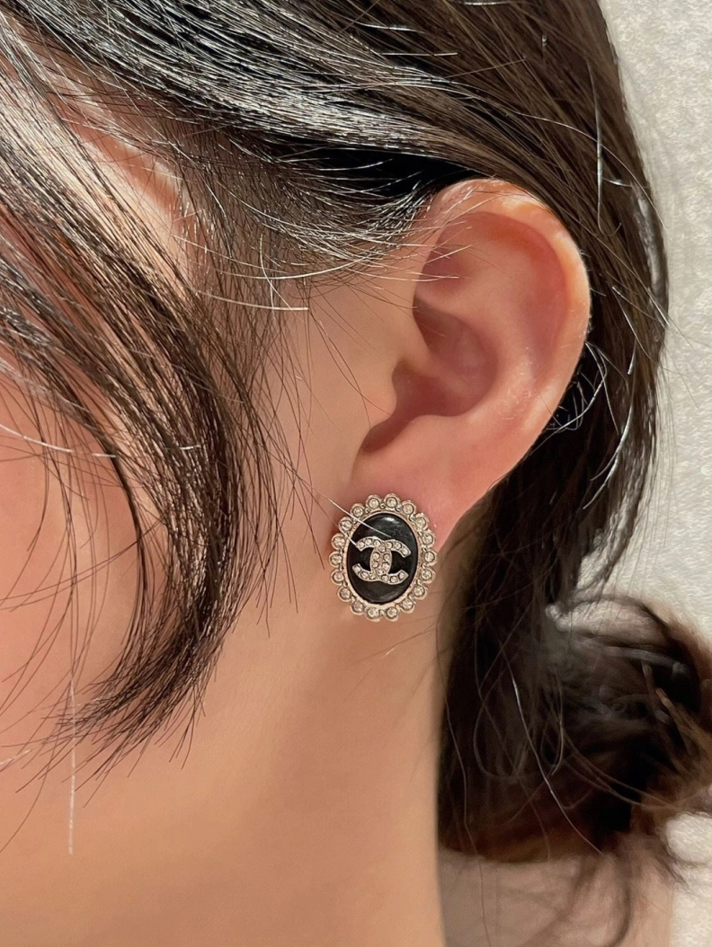 Soft Chxnxl Earrings 285634
