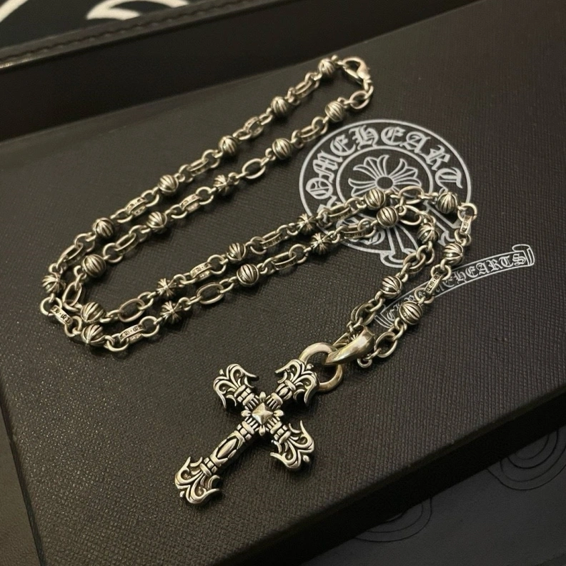 Chrxmx Hxxrts Necklaces Breathable 296695
