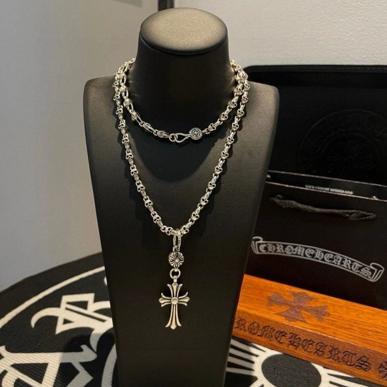 Durable Chrxmx Hxxrts Necklaces 296686