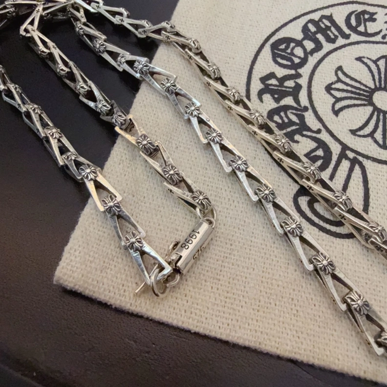 StreetReady Chrxmx Hxxrts Necklaces 296681