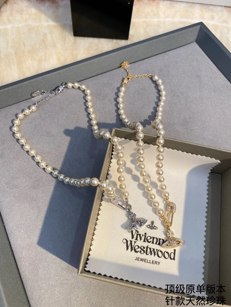 Stylish VIVENNE WESTWOOD 312988