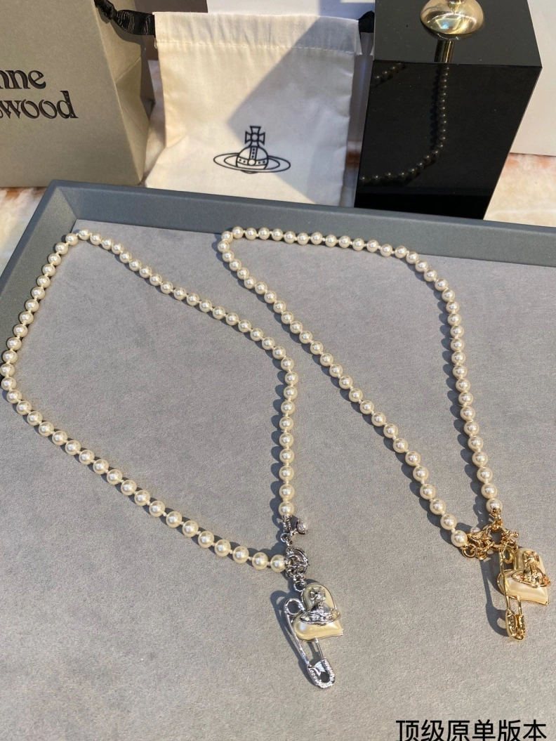 VIVENNE WESTWOOD Bright 312987