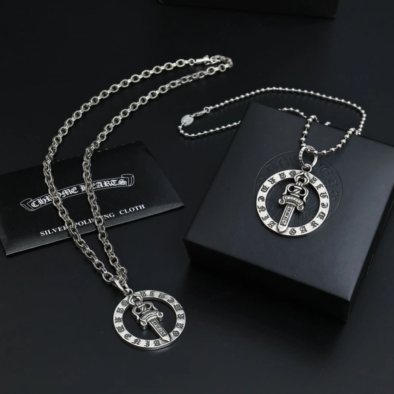 ModernLook Chrxmx Hxxrts Necklaces 296676
