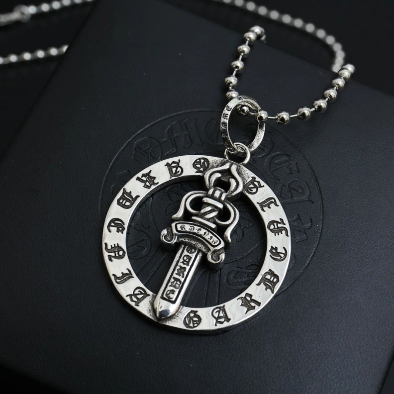 ModernLook Chrxmx Hxxrts Necklaces 296676