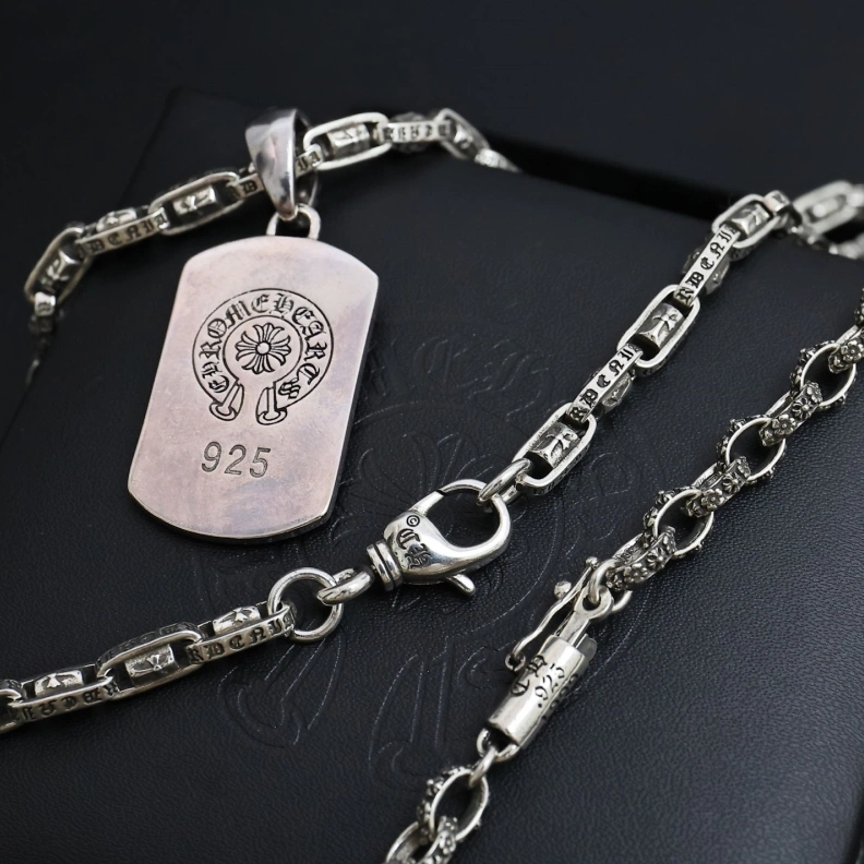 Minimalist Chrxmx Hxxrts Necklaces 296671
