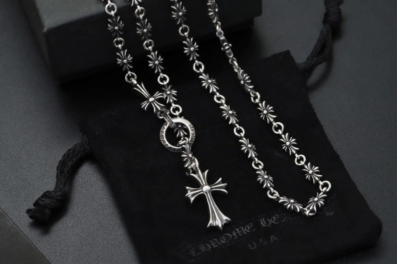 Elegant Chrxmx Hxxrts Necklaces 296667