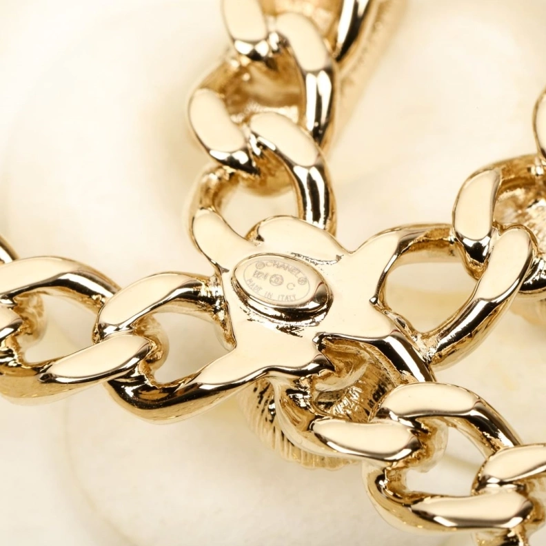 Efficient Chxnxl Brooches 286330