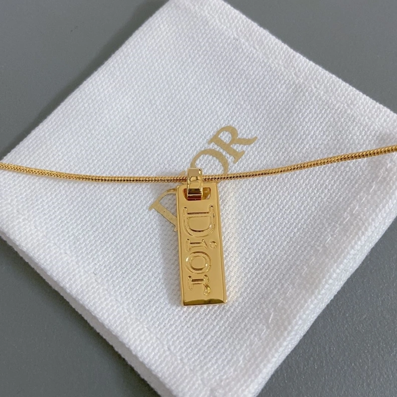 EyeCatching Christian Dxxr Necklaces 294061