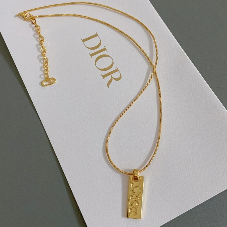 EyeCatching Christian Dxxr Necklaces 294061