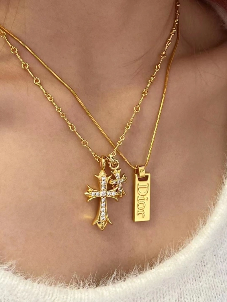 EyeCatching Christian Dxxr Necklaces 294061