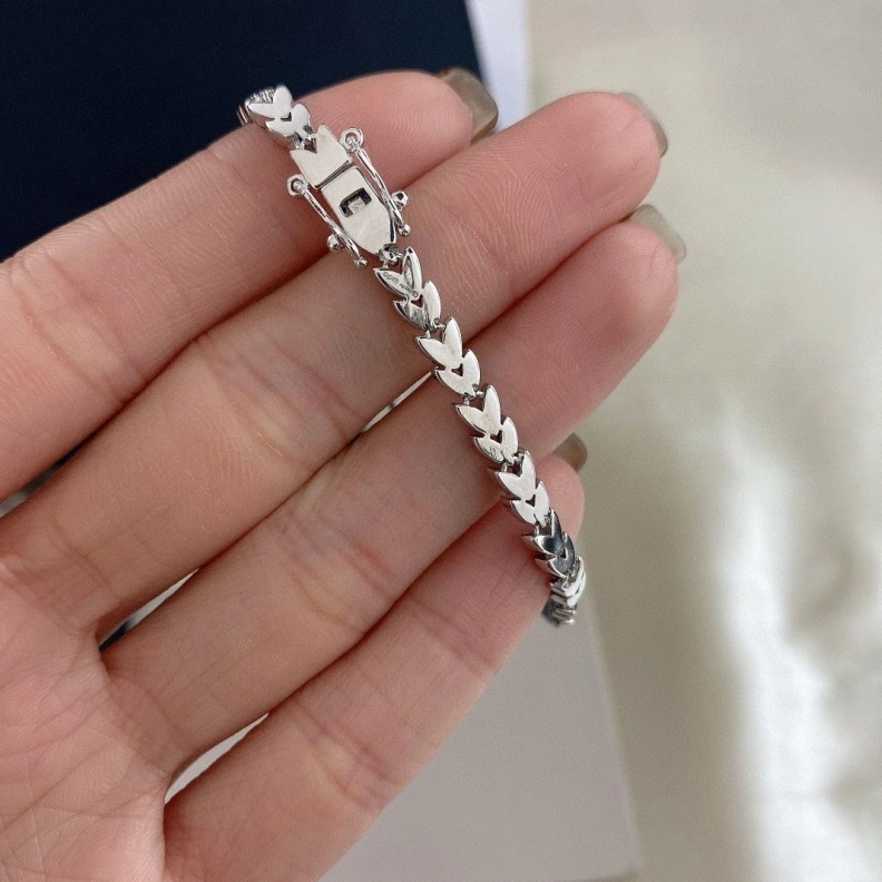 Comfortable Axm Bracelets 281420