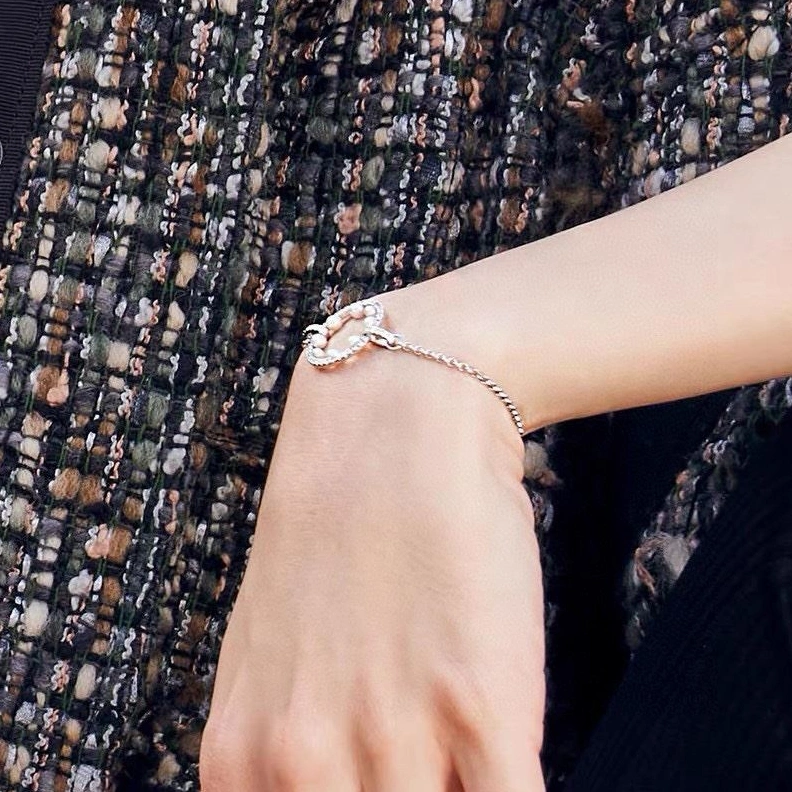 Axm Bracelets Comfortable 281392