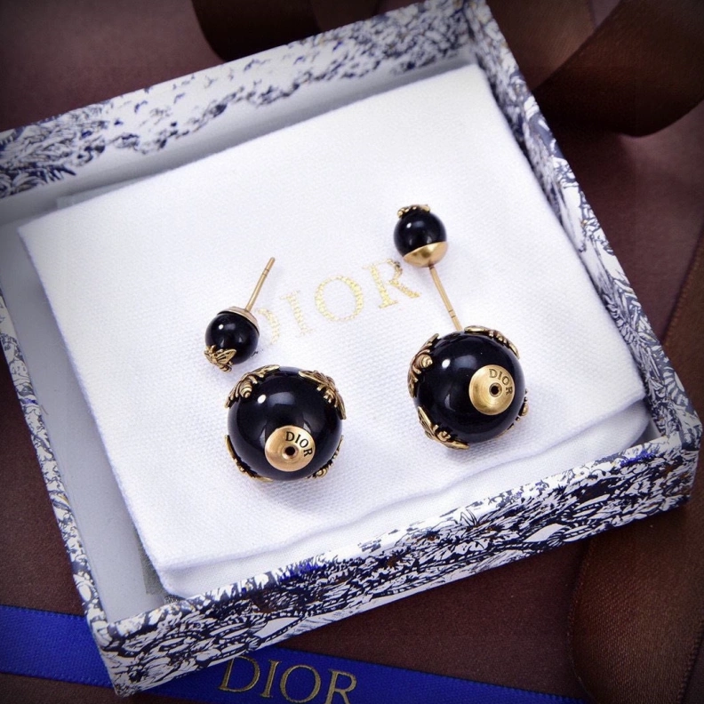 Christian Dxxr Earrings Durable 294141