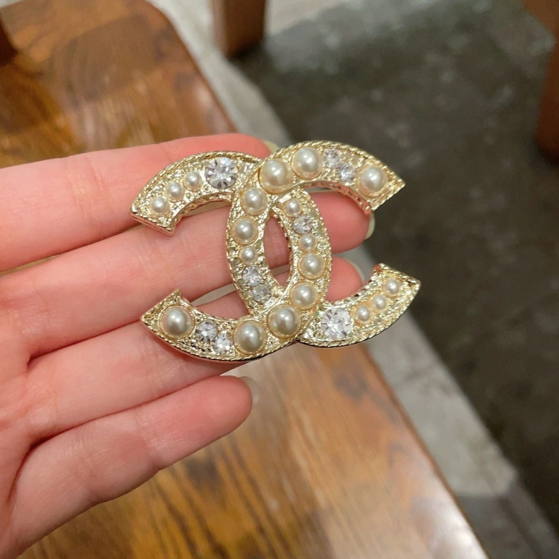 AllSeason Chxnxl Brooches 286336