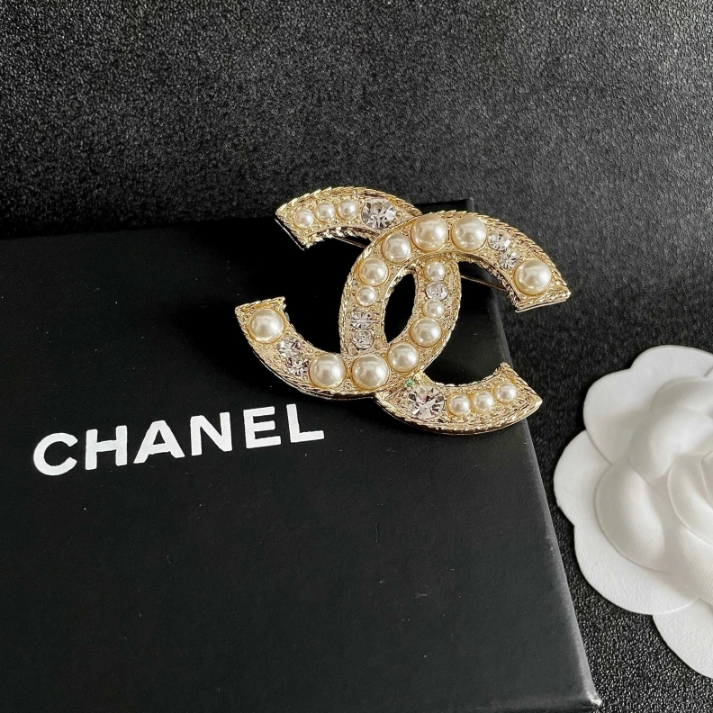 AllSeason Chxnxl Brooches 286336