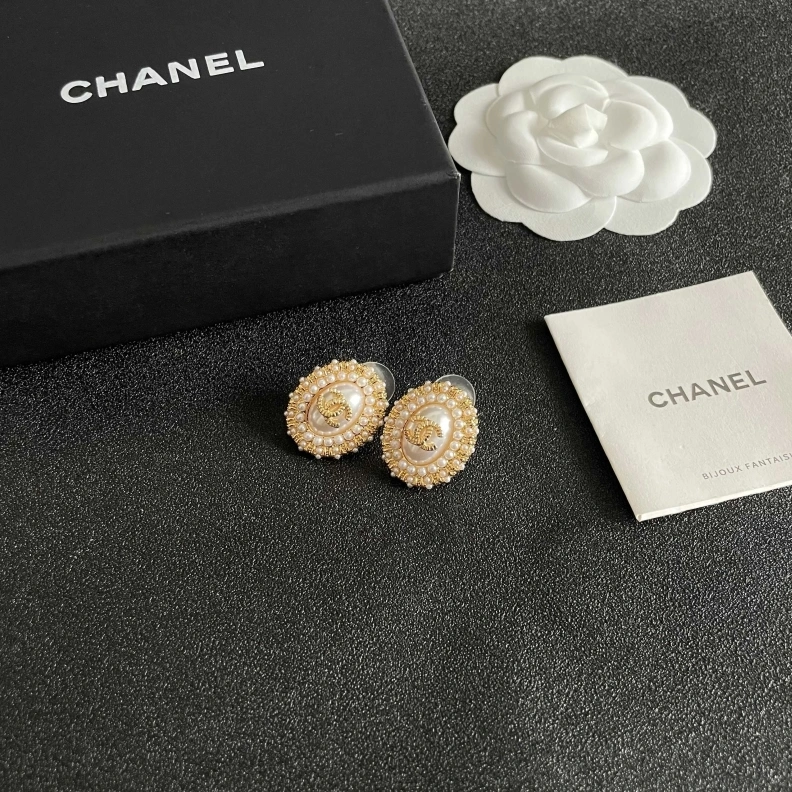 Minimalist Chxnxl Earrings 285619