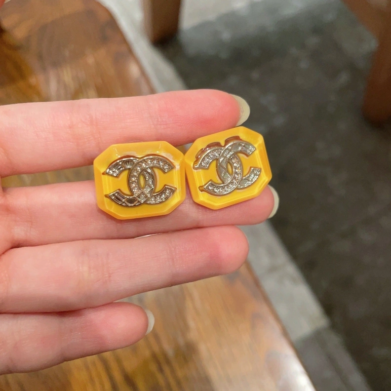 Sleek Chxnxl Earrings 285616