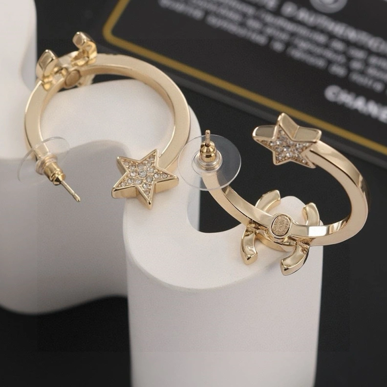 Lightweight Chxnxl Earrings 285606