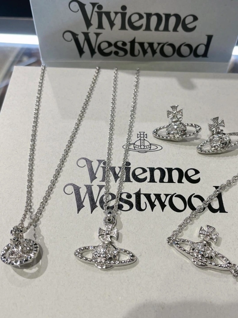 GoAnywhere VIVENNE WESTWOOD 312965