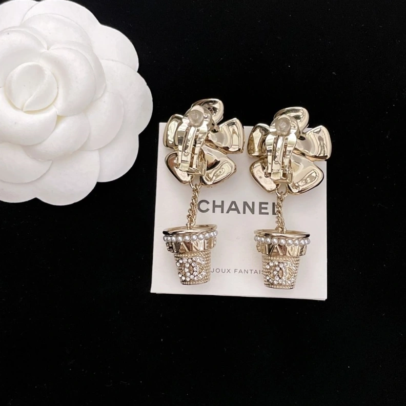 Chxnxl Brooches DailyWear 286325