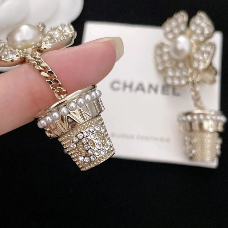 Chxnxl Brooches DailyWear 286325