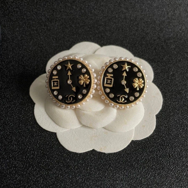 Timeless Chxnxl Earrings 285607