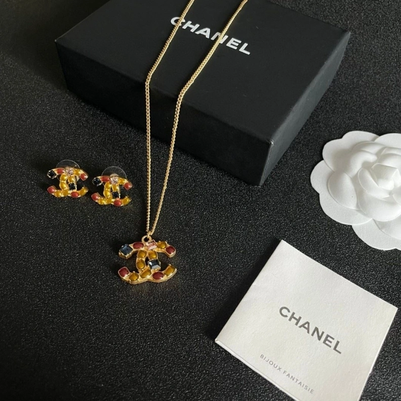 Bright Chxnxl Earrings 285593