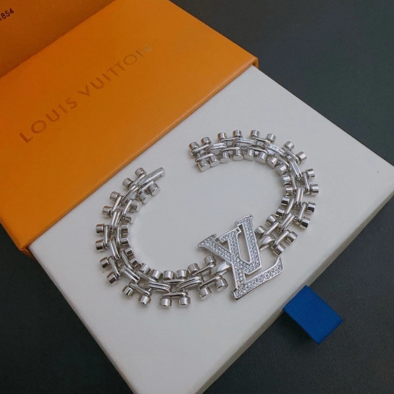 LX Necklaces Lightweight 308826