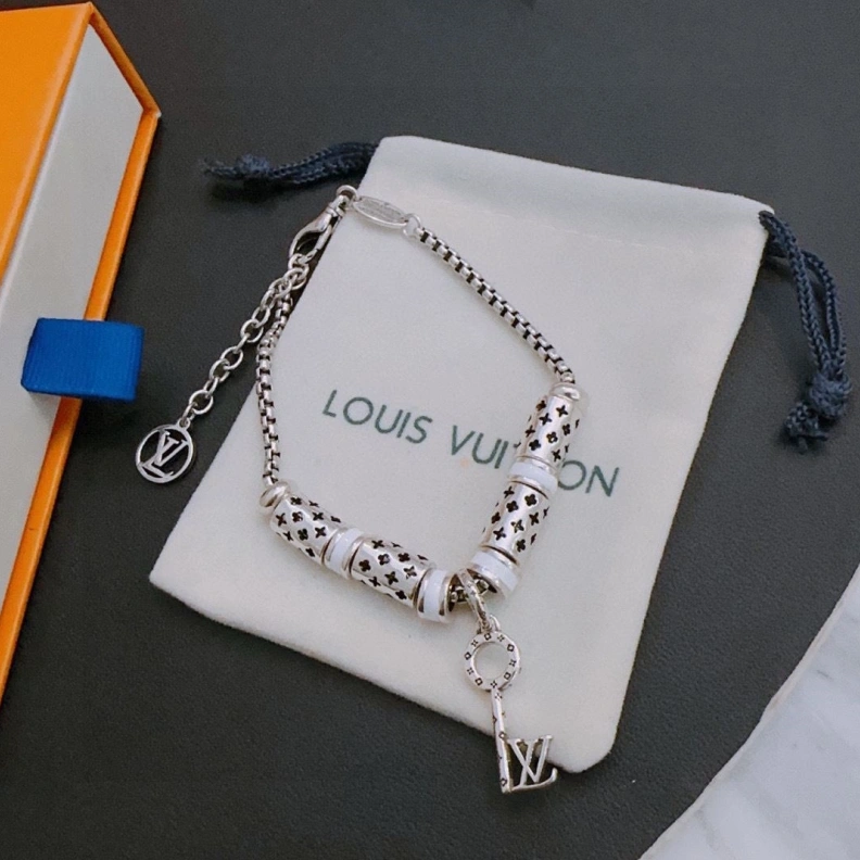 LX Necklaces GoAnywhere 308802