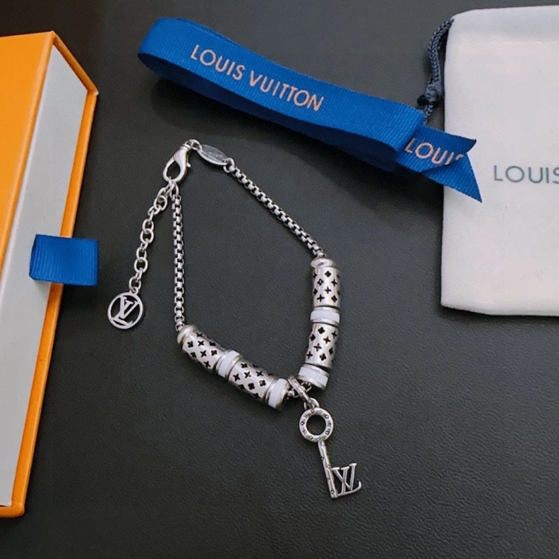 LX Necklaces GoAnywhere 308802