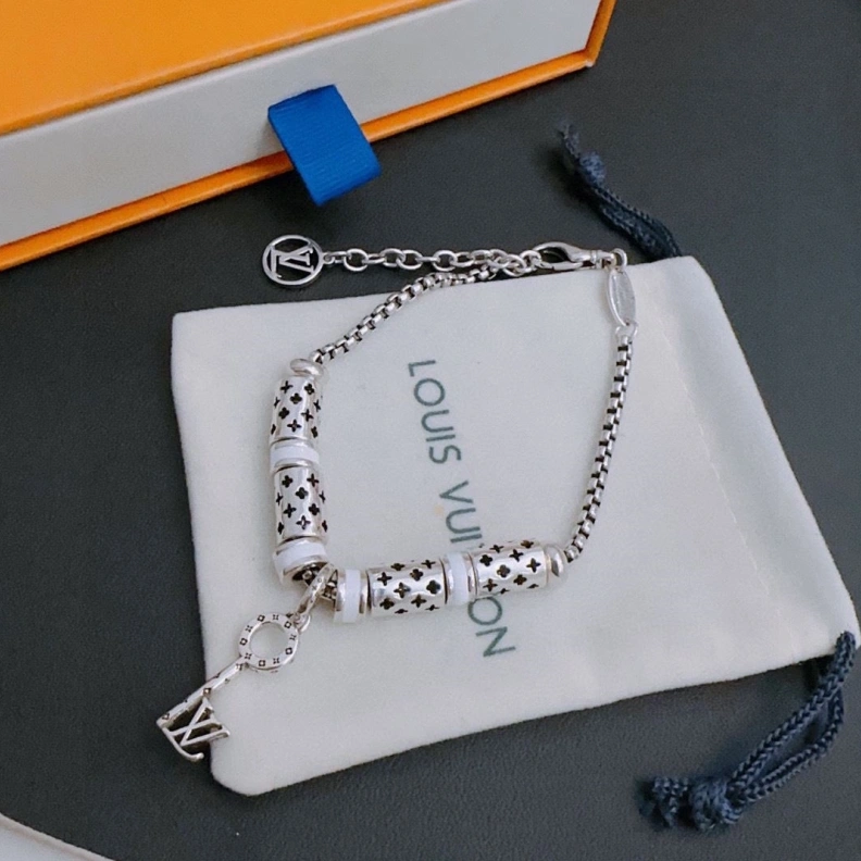 LX Necklaces GoAnywhere 308802