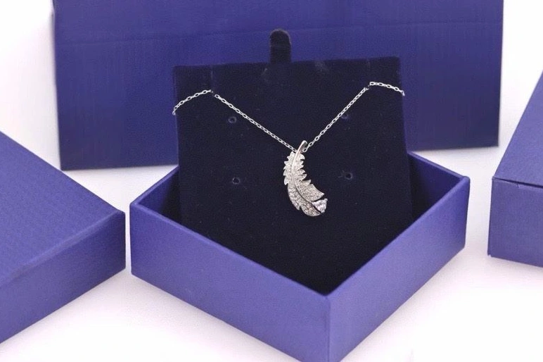 Swxrxvski Necklaces DailyWear 315030