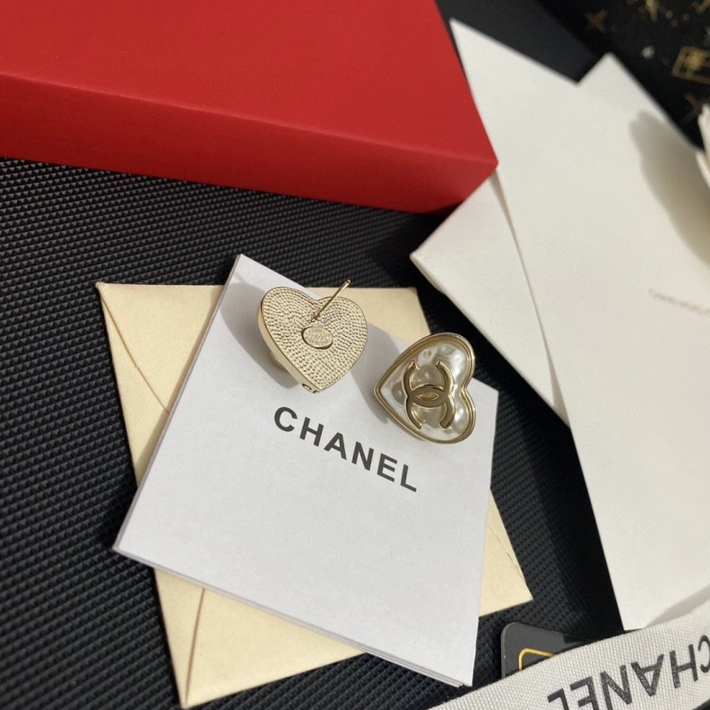 Comfortable Chxnxl Earrings 285601