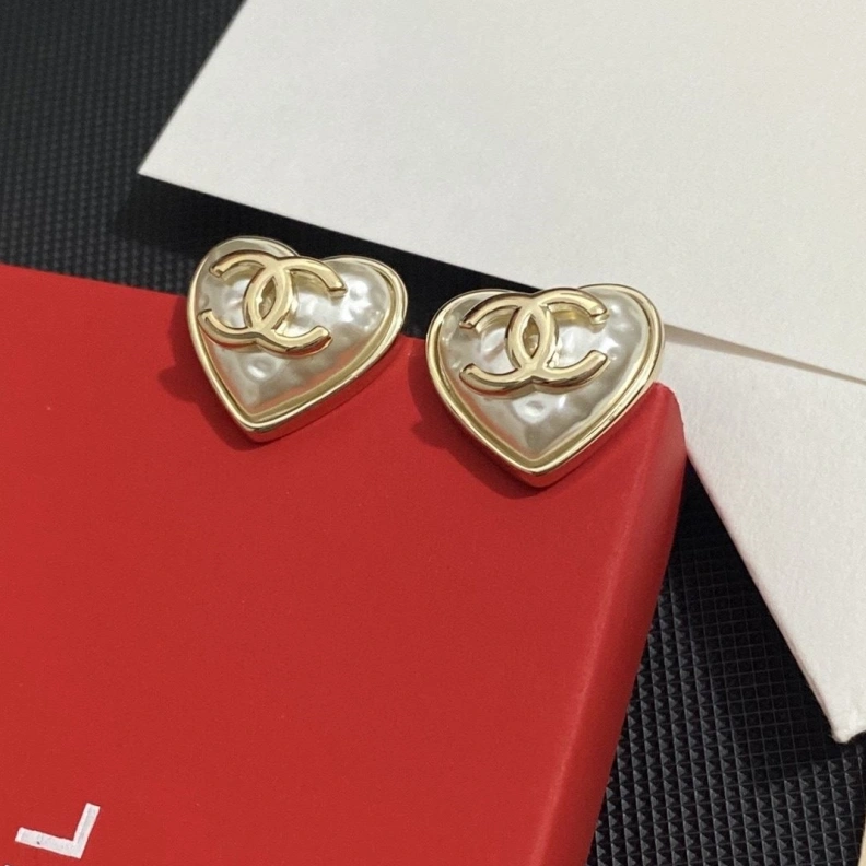 Comfortable Chxnxl Earrings 285601