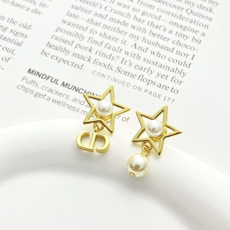 Christian Dxxr Earrings Fashionable 294134