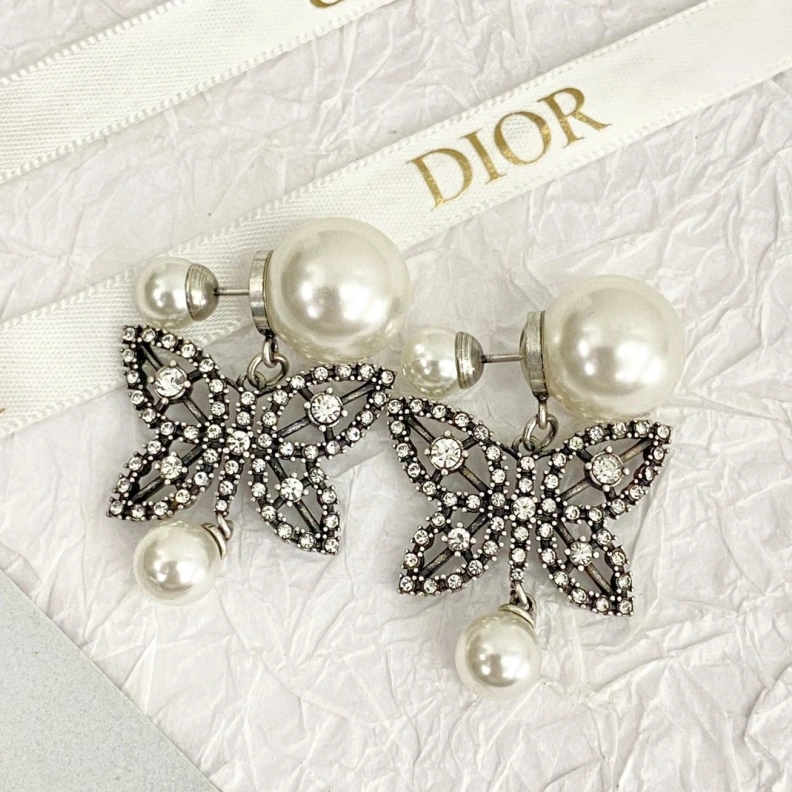 Christian Dxxr Earrings Elegant 294135
