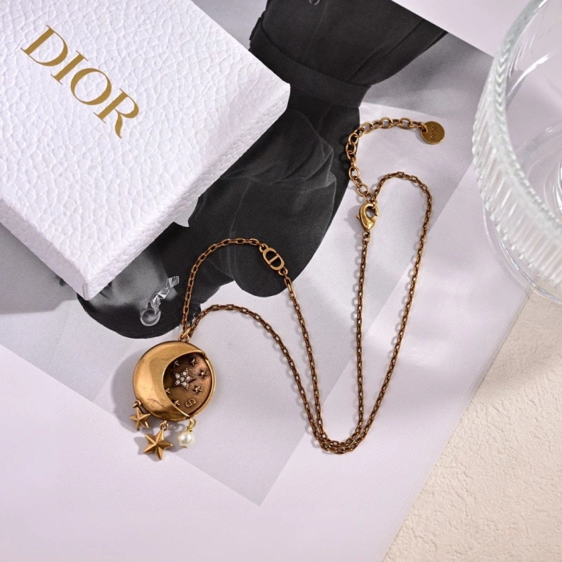 Christian Dxxr Necklaces Unique 294047