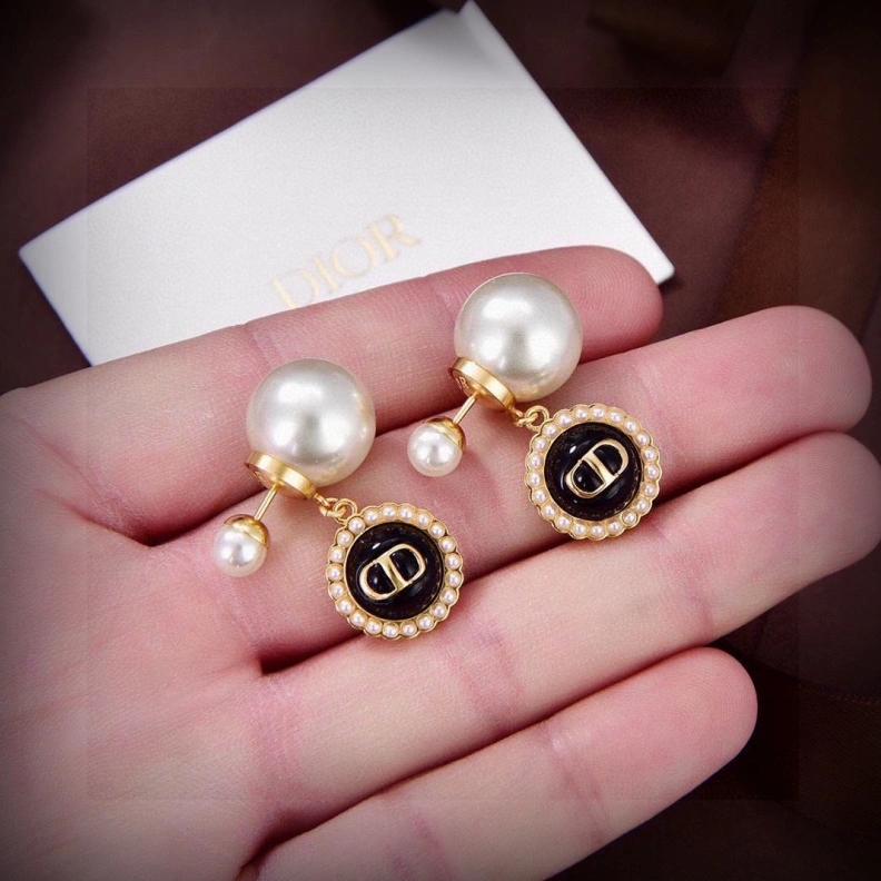 Christian Dxxr Earrings SmartChoice 294129