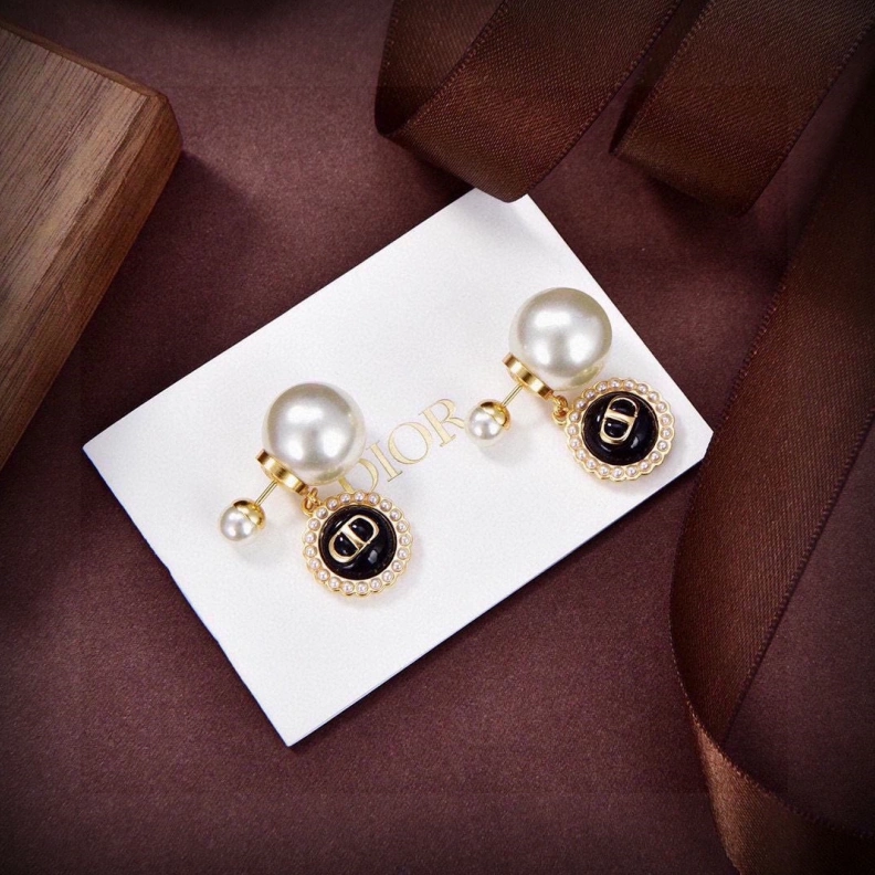 Christian Dxxr Earrings SmartChoice 294129