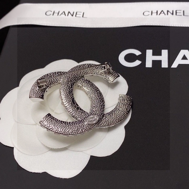 DailyWear Chxnxl Brooches 286323