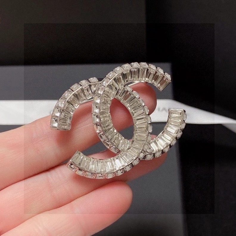 DailyWear Chxnxl Brooches 286323