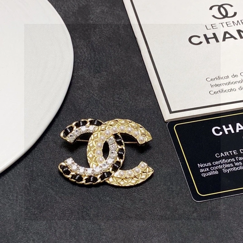 Classic Chxnxl Brooches 286326
