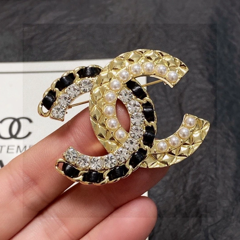 Classic Chxnxl Brooches 286326