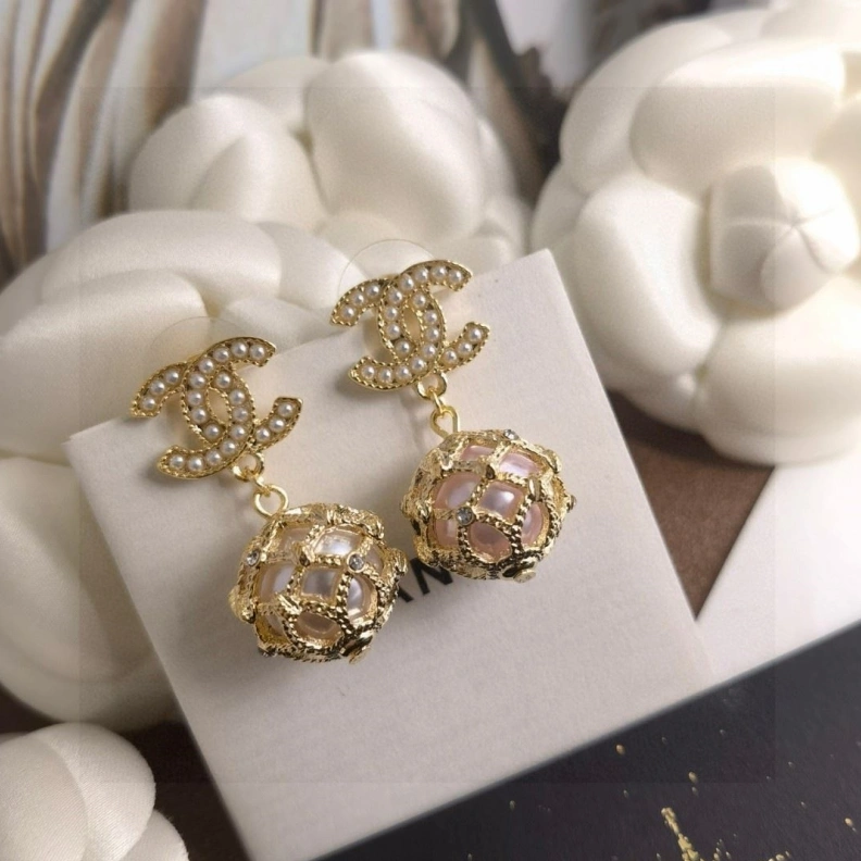Reliable Chxnxl Earrings 285587